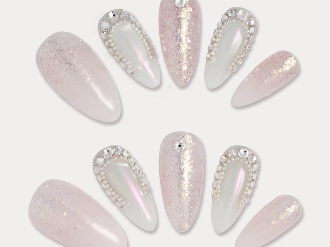 nail designs with rhinestones